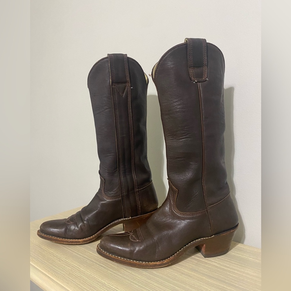 Women’s vintage leather cowboy boots
